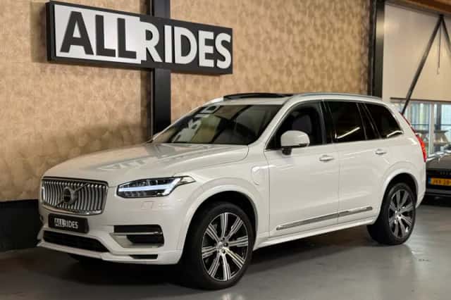 Volvo XC90 (2021) thumbnail 5
