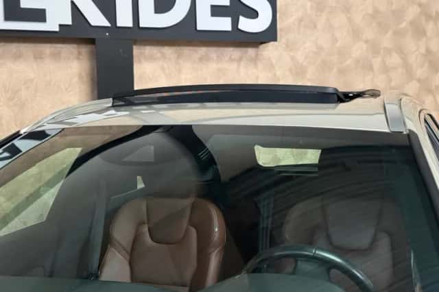 Volvo XC60 (2020) thumbnail 4