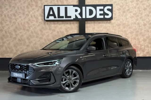 Ford Focus (2024) thumbnail 1