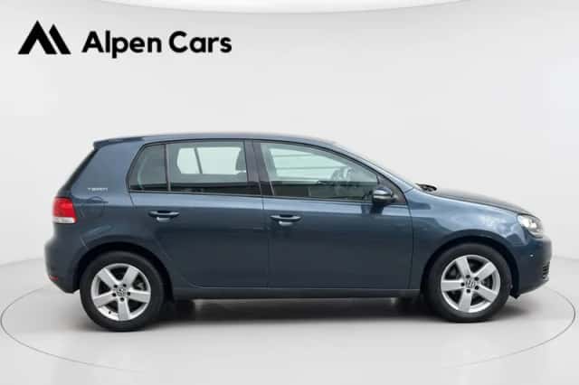 Volkswagen Golf (2010) thumbnail 5