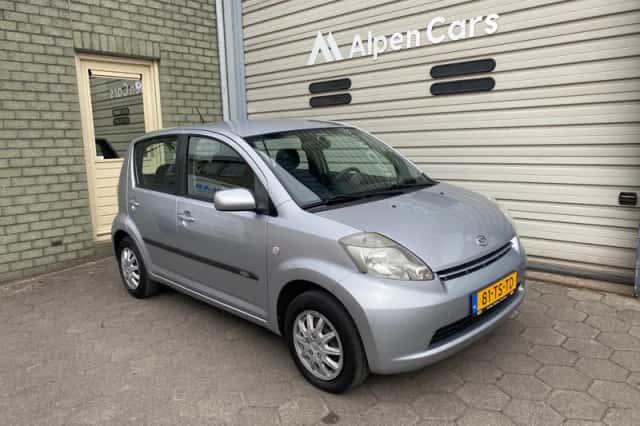 Daihatsu Sirion (2007) thumbnail 6