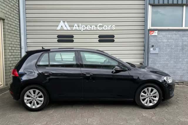 Volkswagen Golf (2013) thumbnail 5