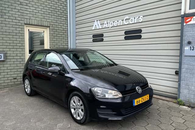 Volkswagen Golf (2013) thumbnail 6