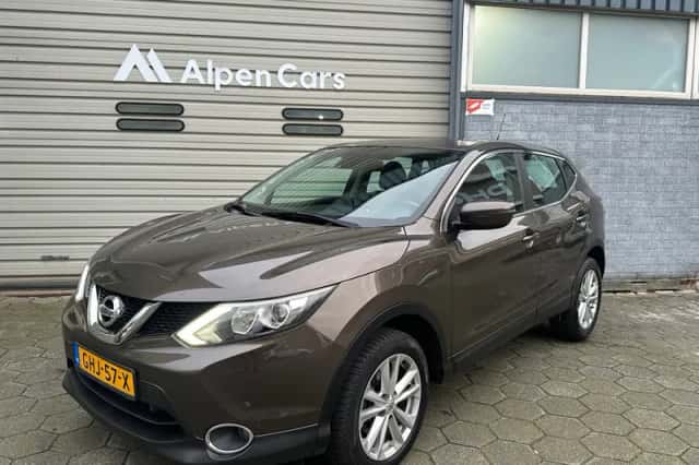 Nissan Qashqai (2017) thumbnail 1