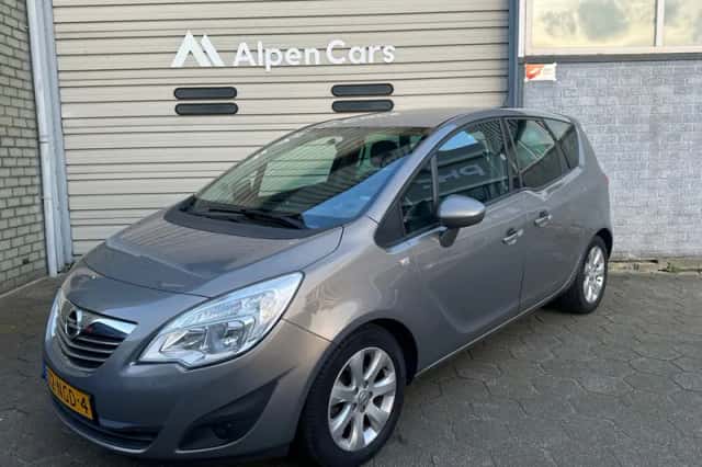 Opel Meriva (2010) thumbnail 1