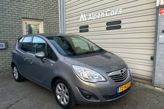 Opel Meriva (2010) thumbnail 6
