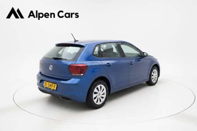 Volkswagen Polo (2018) thumbnail 4
