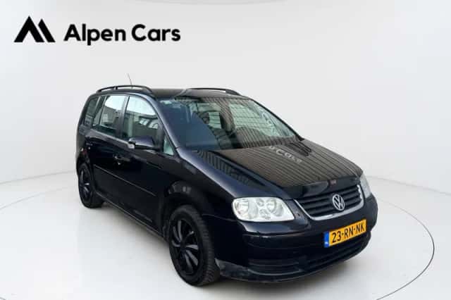 Volkswagen Touran (2005) thumbnail 6