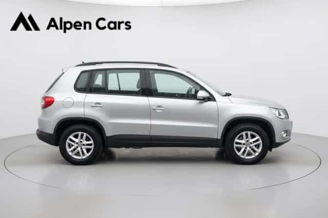 Volkswagen Tiguan (2010) thumbnail 5