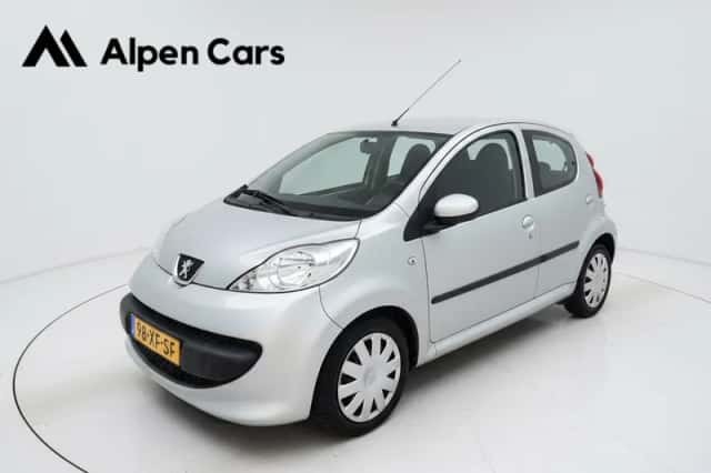 Peugeot 107 (2007) thumbnail 1