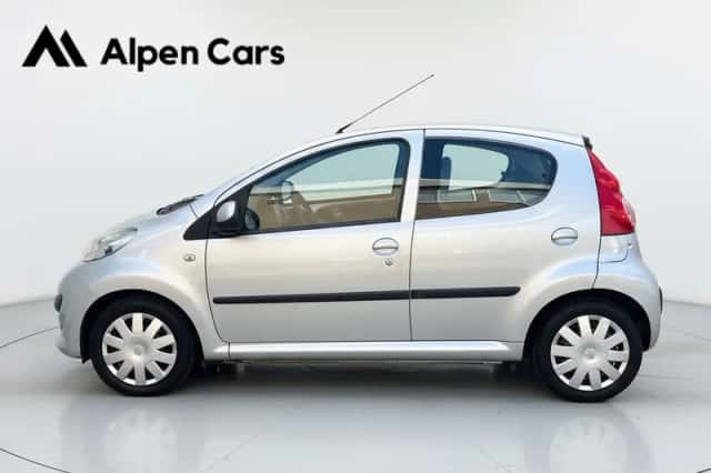 Peugeot 107 (2007) thumbnail 2