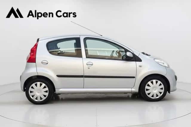 Peugeot 107 (2007) thumbnail 5