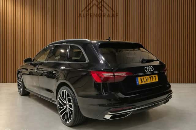 Audi A4 (2019) thumbnail 3