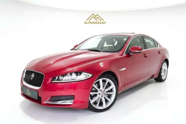 Jaguar XF (2014) thumbnail 1