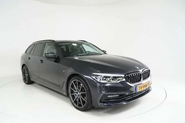 BMW 5-Serie (2017) thumbnail 6