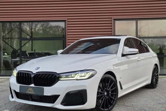 BMW 5-Serie (2023) thumbnail 1