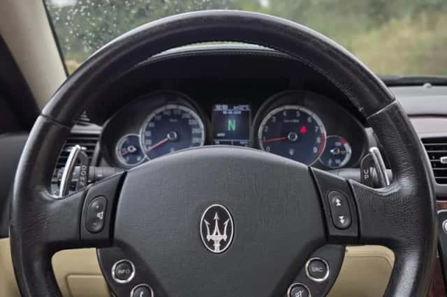 Maserati Quattroporte (2004) thumbnail 5