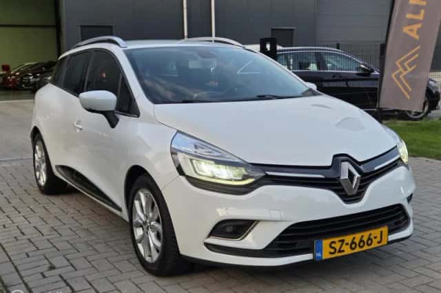 Renault Clio (2018) thumbnail 4