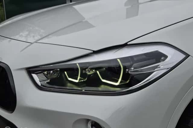 BMW X2 (2018) thumbnail 5