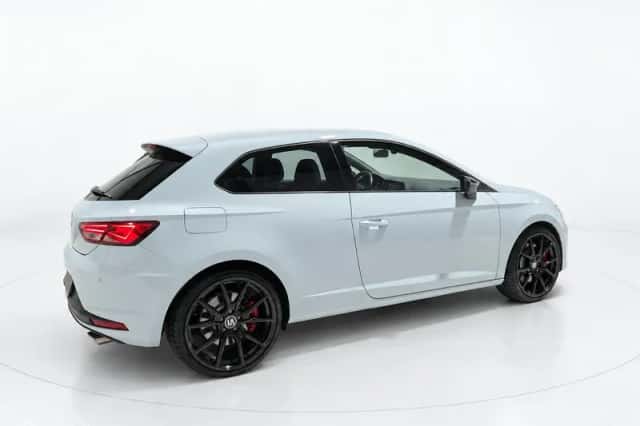SEAT Leon (2014) thumbnail 4