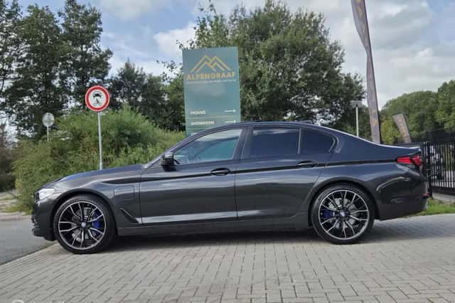BMW 5-Serie (2019) thumbnail 3