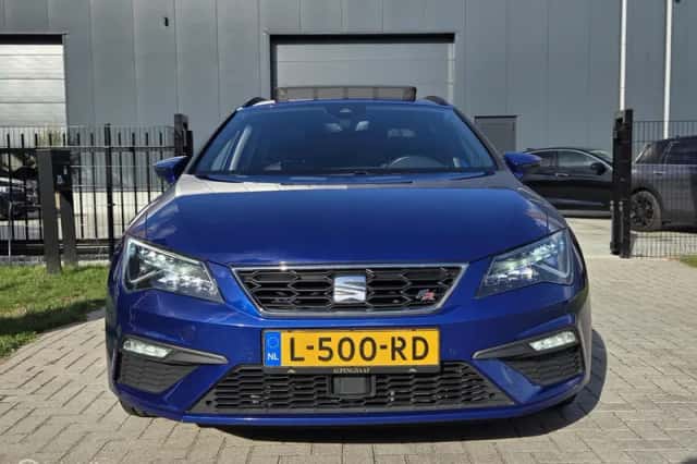 SEAT Leon (2020) thumbnail 2