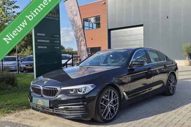 BMW 5-Serie (2018) thumbnail 1