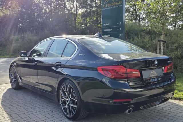 BMW 5-Serie (2018) thumbnail 4