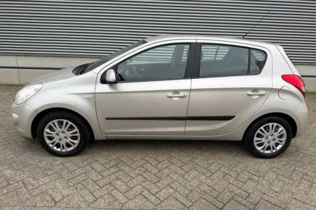 Hyundai i20 (2010) thumbnail 5