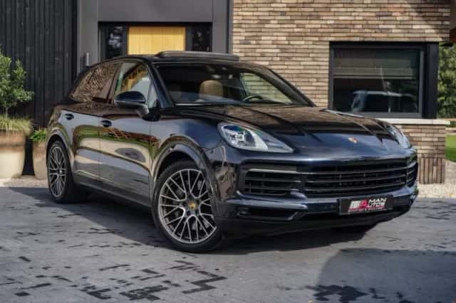 Porsche Cayenne (2018) thumbnail 2