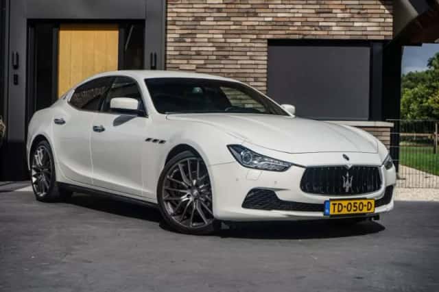 Maserati Ghibli (2014) thumbnail 2