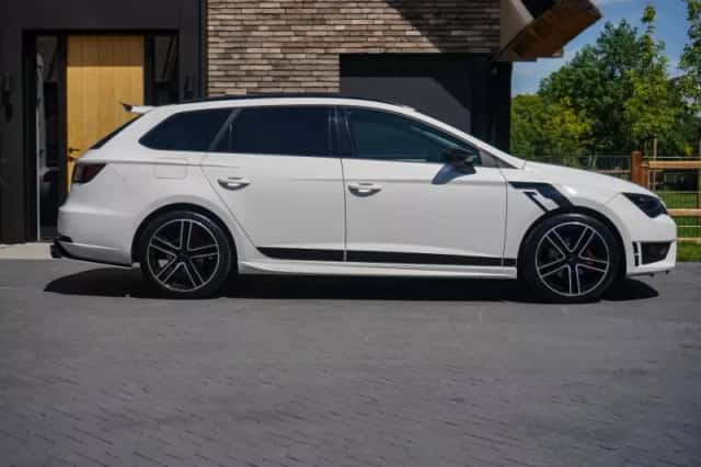 SEAT Leon (2014) thumbnail 6