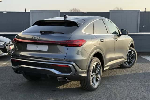 Audi Q5 Sportback (2026) thumbnail 2