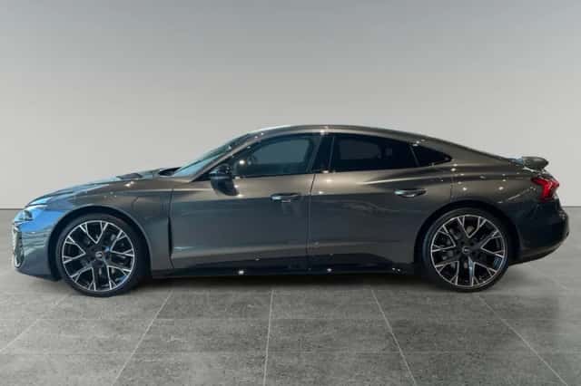 Audi e-tron GT (2026) thumbnail 4
