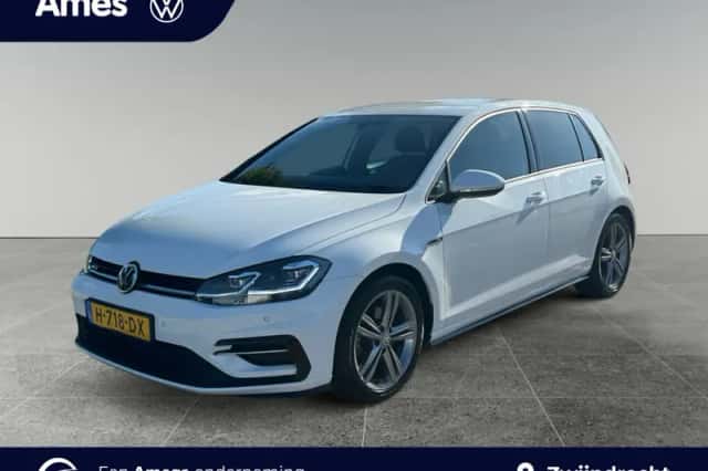 Volkswagen Golf (2020) thumbnail 1