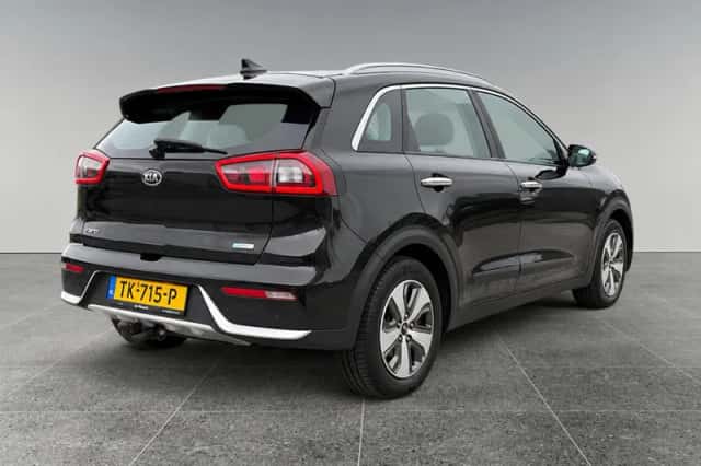Kia Niro (2018) thumbnail 2
