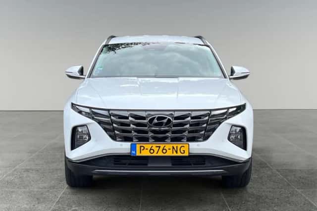 Hyundai Tucson (2022) thumbnail 3