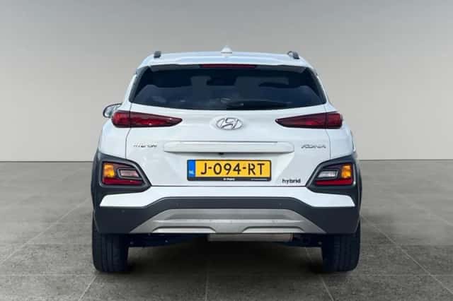 Hyundai Kona (2020) thumbnail 4