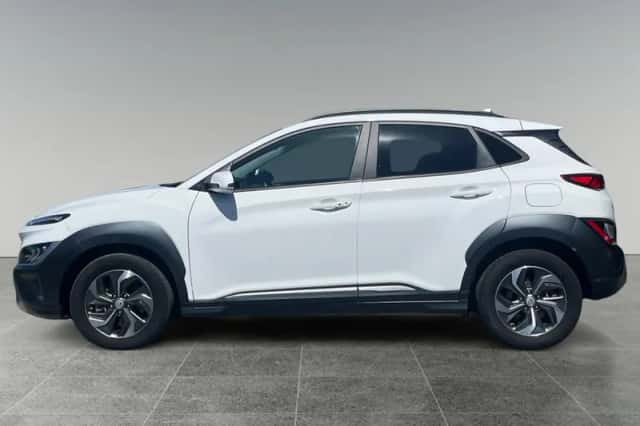 Hyundai Kona (2023) thumbnail 2