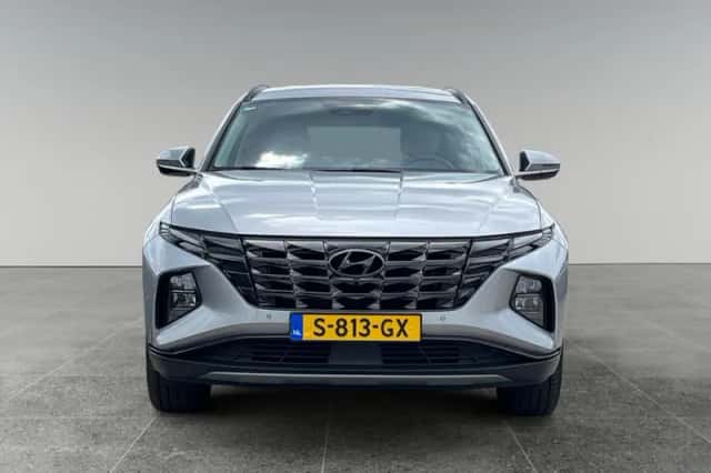 Hyundai Tucson (2023) thumbnail 3