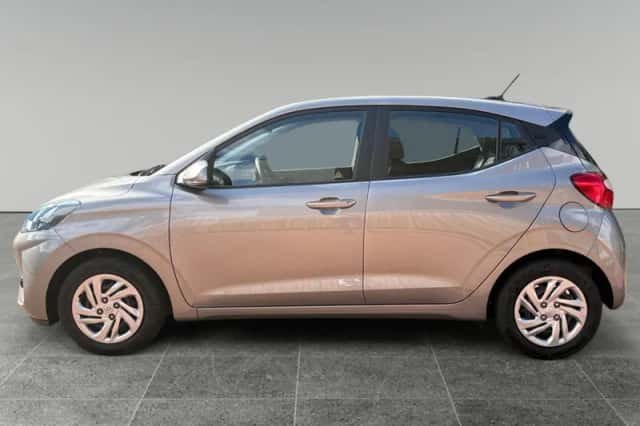 Hyundai i10 (2023) thumbnail 2