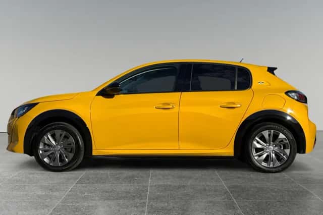 Peugeot e-208 (2022) thumbnail 2