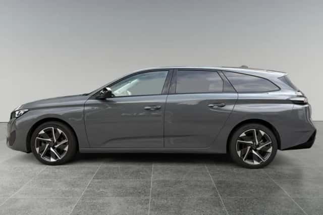 Peugeot 308 (2024) thumbnail 2