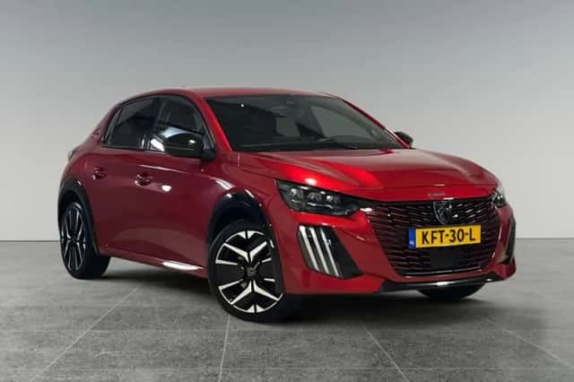 Peugeot 208 (2024) thumbnail 3