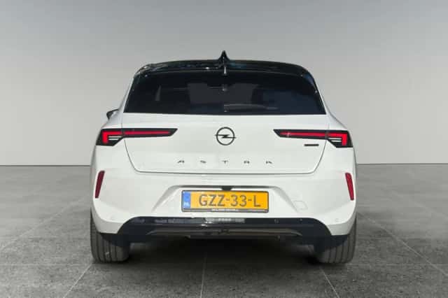 Opel Astra (2023) thumbnail 5