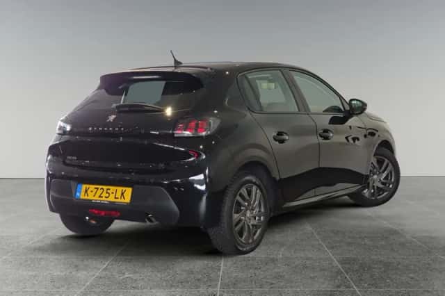 Peugeot 208 (2021) thumbnail 5