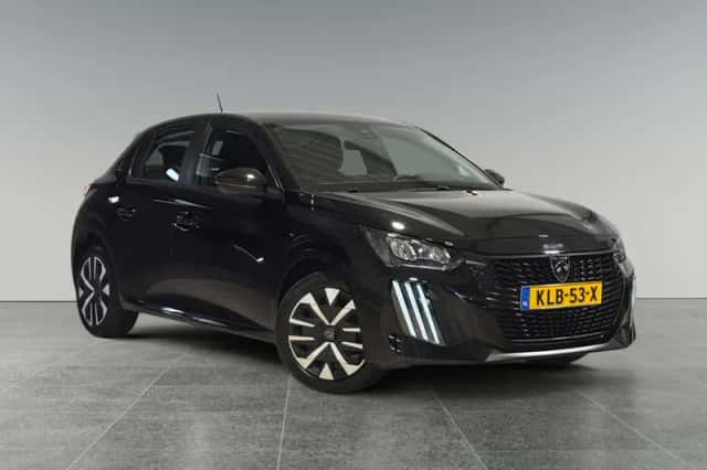 Peugeot 208 (2024) thumbnail 3