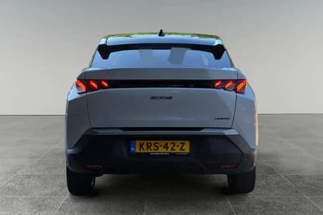 Peugeot 3008 (2025) thumbnail 5