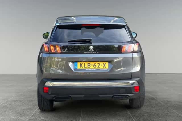 Peugeot 3008 (2024) thumbnail 5