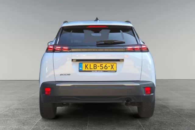 Peugeot 2008 (2025) thumbnail 4
